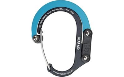 versatile small gear holder