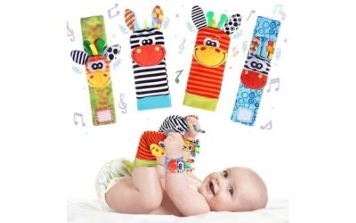wrist rattle sock set